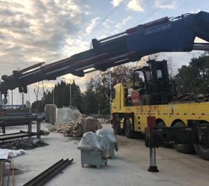 折臂吊作業(yè)